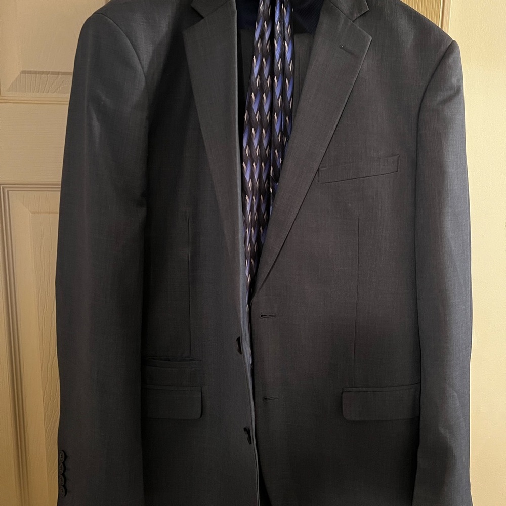 Men’s Alberto Cardinali with Tie. Jacket 46R Slim Fit. Pants 40R.Excellent!